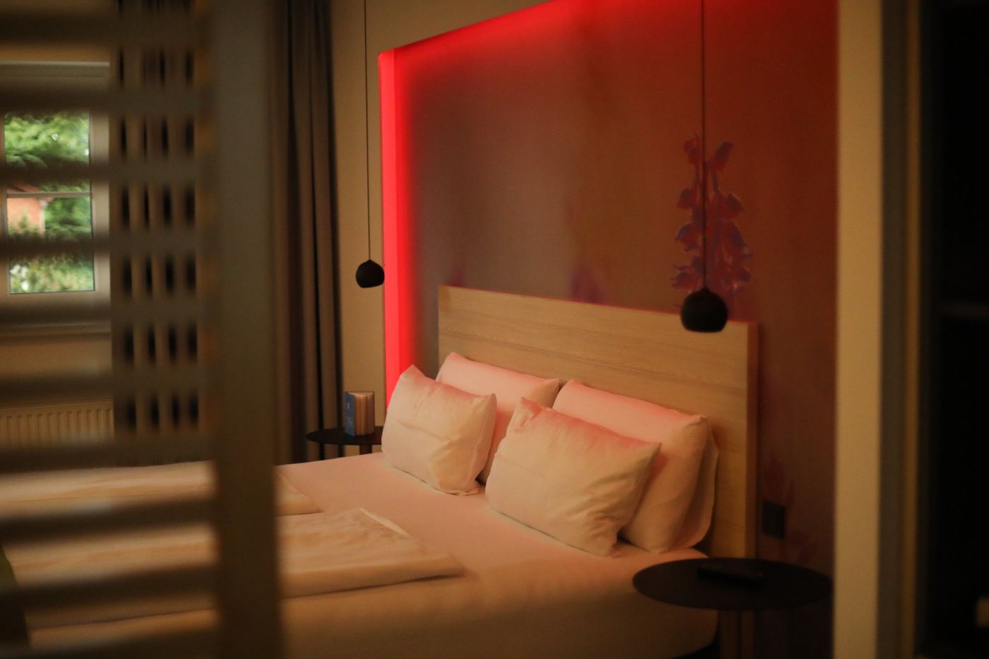 Zimmer mit warmem Licht